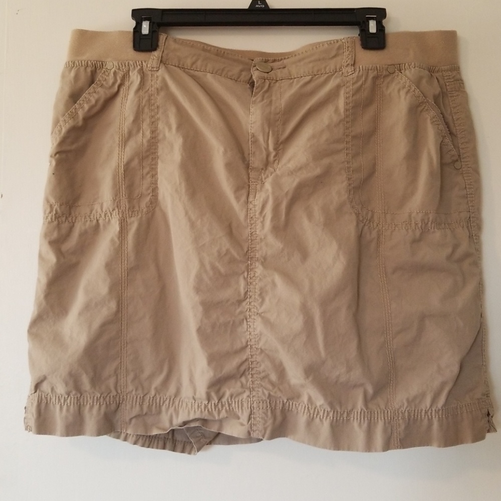 Skort